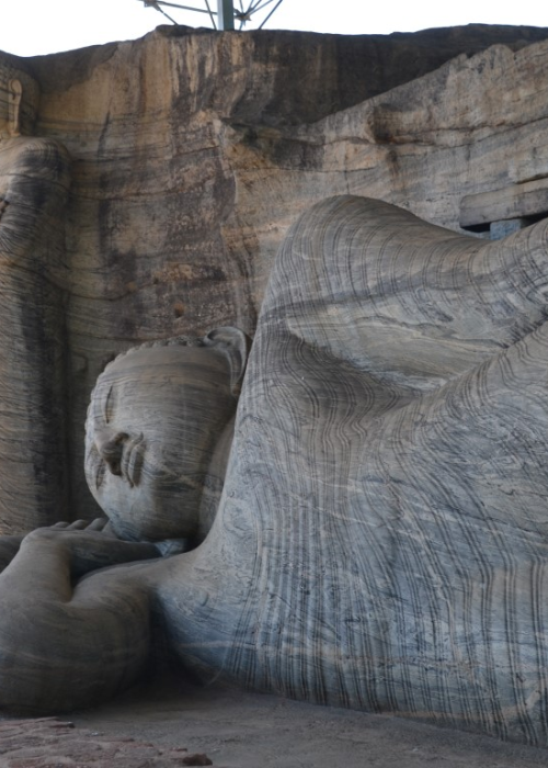 POLONNARUWA MOCHILEROS 08